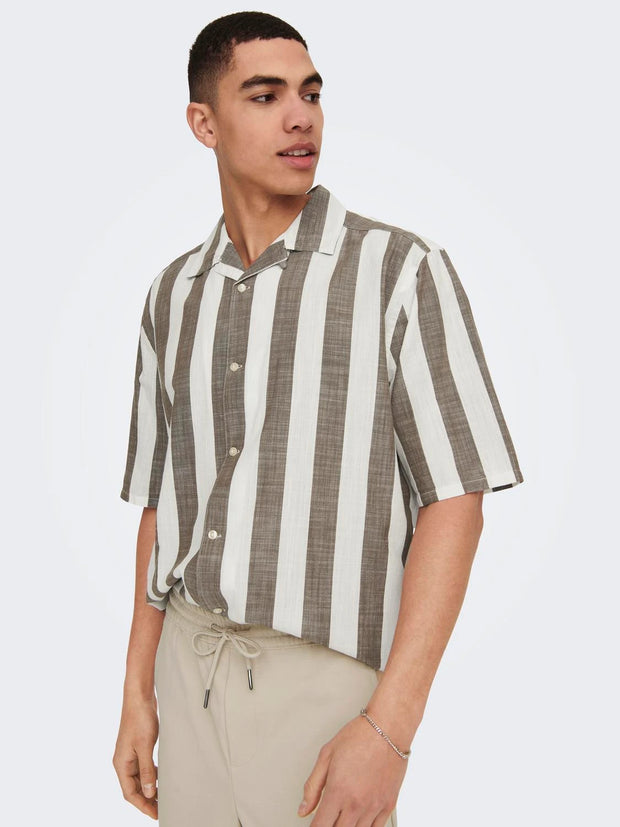 TES RELAXED FIT BUTTON DOWN - DARK FOREST