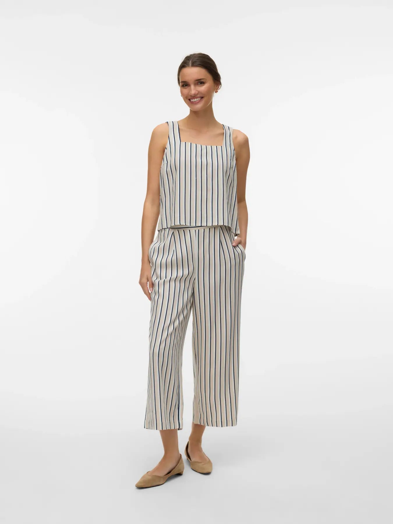 VM MYMYLO LINEN BLEND BUTTON TANK - SILVER LINING