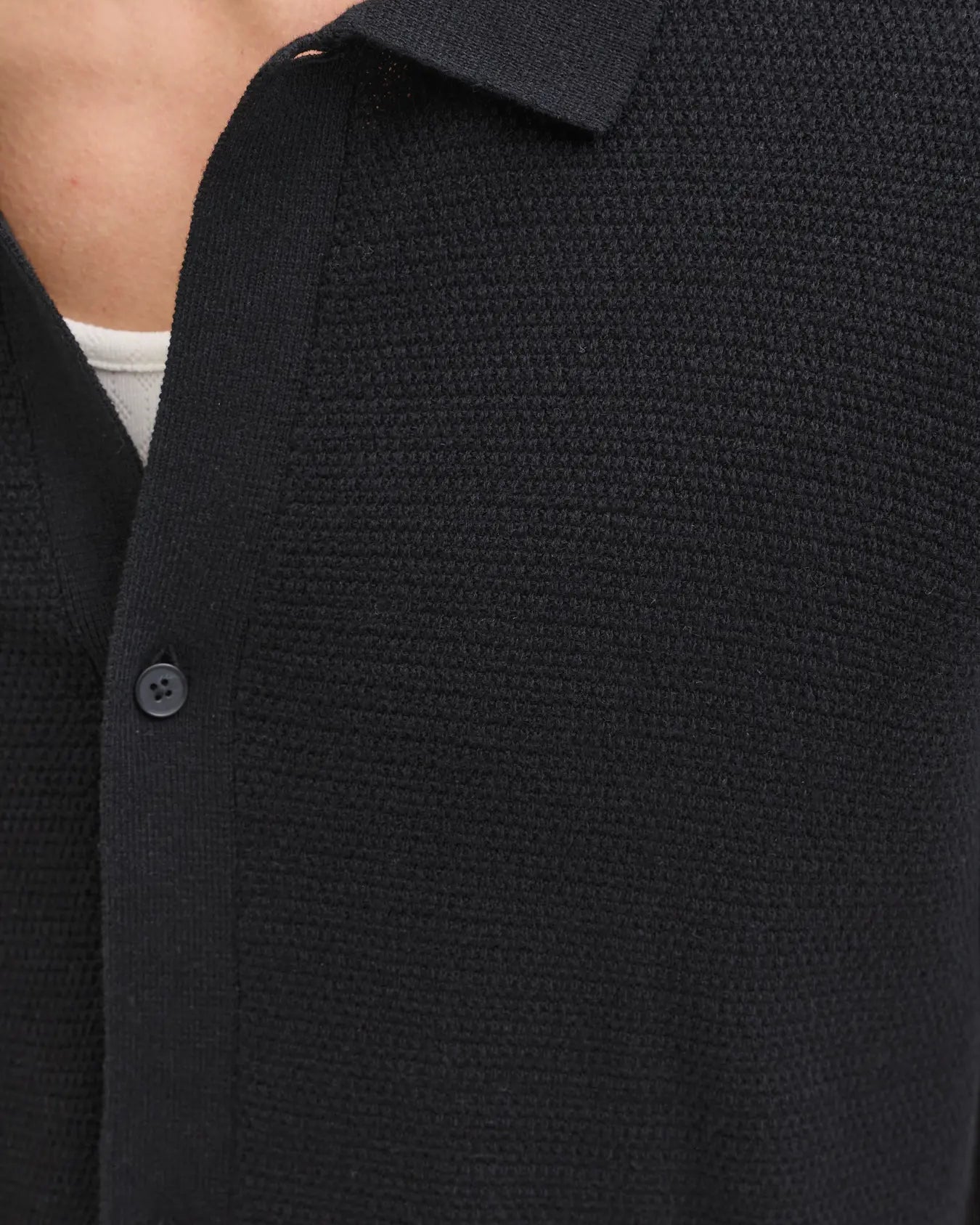 JJ GEORGE KNIT BUTTON DOWN TEE - BLACK