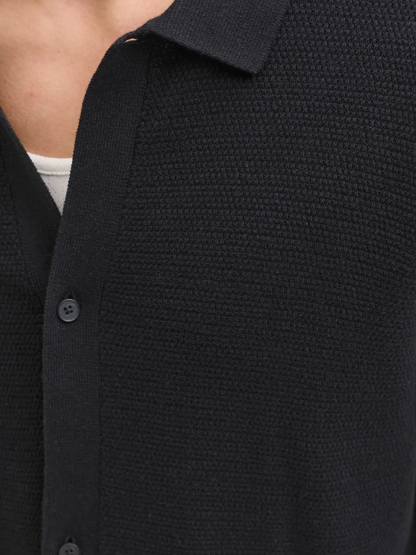 JJ GEORGE KNIT BUTTON DOWN TEE - BLACK
