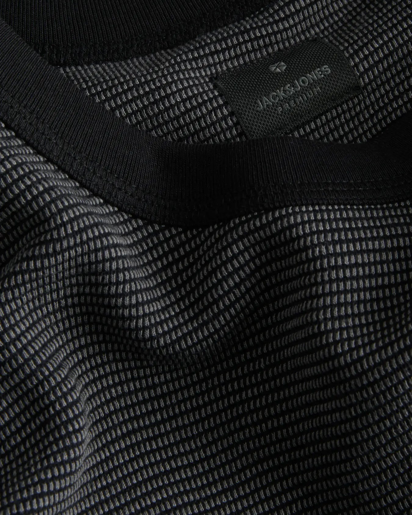 JJ BLATHEO LONG SLEEVE - BLACK