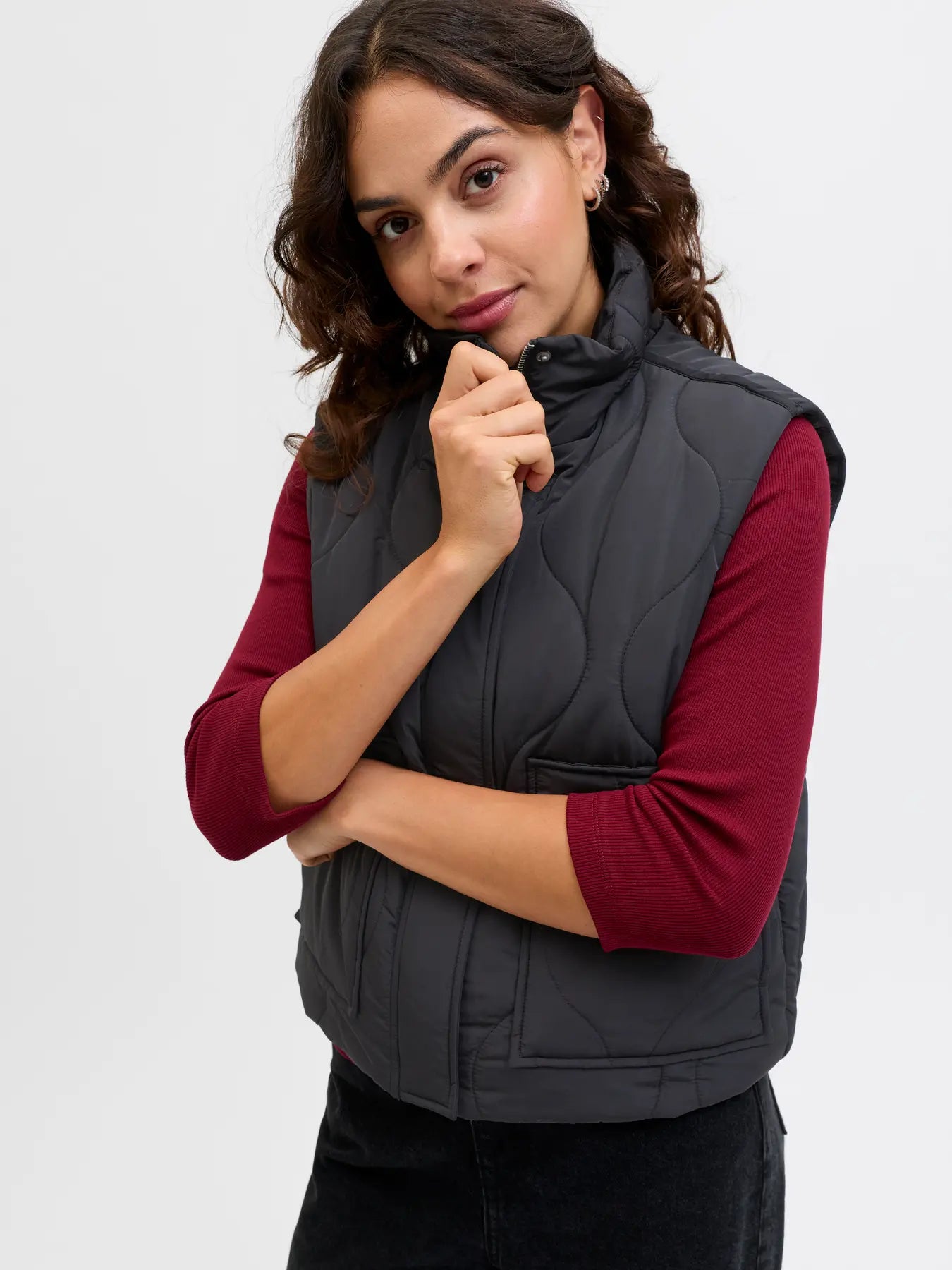 JJXX SERENA QUILTED VEST - BLACK