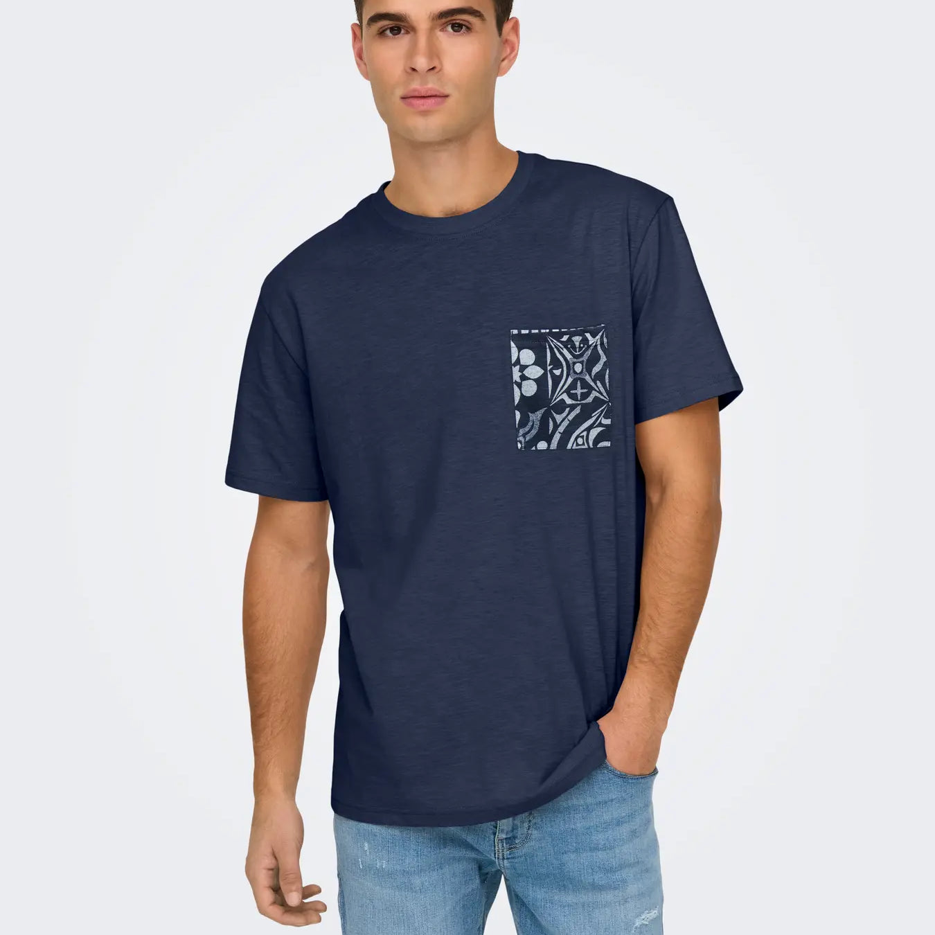 ONLY + SONS SPERRY POCKET TEE - BLUE NIGHTS