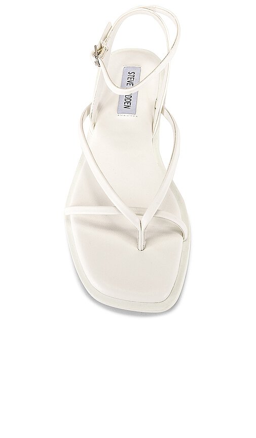 STEVE MADDEN AGREE SANDAL - WHITE