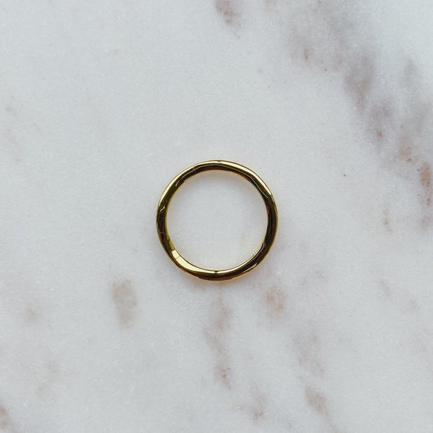 The Wavy Ring - Gold